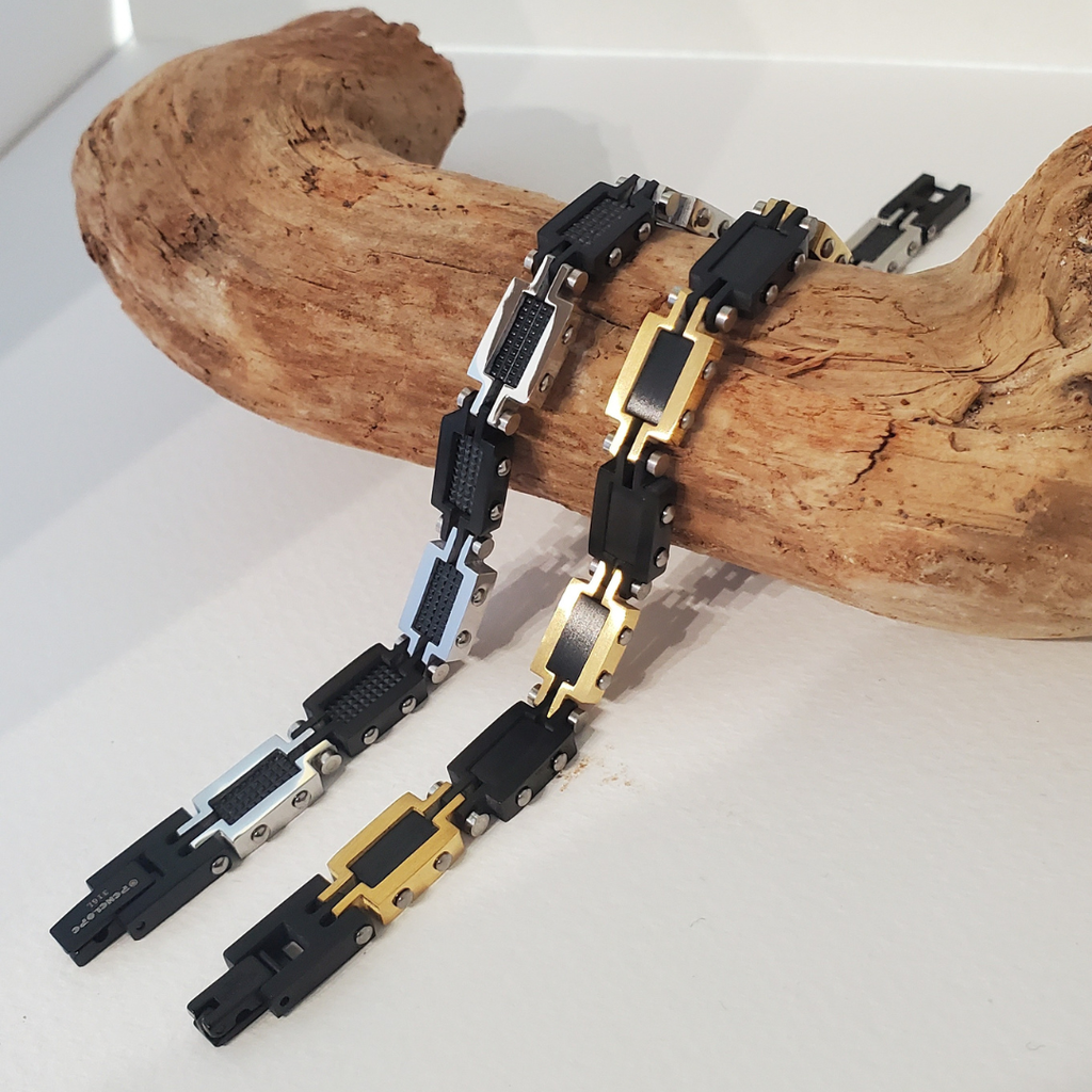 B3013, Gold & Black Plated