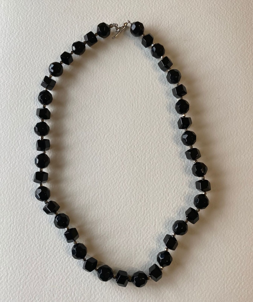 N5709 Necklace Black Onyx
