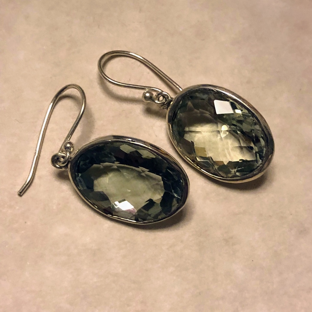 V6008, Silver 925, Green Garnet