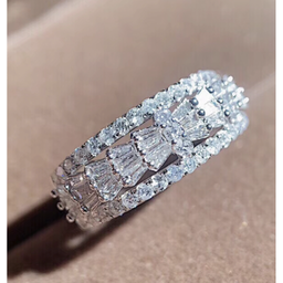 [RGD560112 Gold & Diamond] RGD560112,Ring Gold 18K,2g,Dia 0.65ct,SI,GF